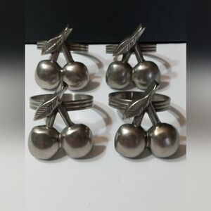 Vintage Set Of 4 Metal Silver Cherry Bunch Napkin Rings